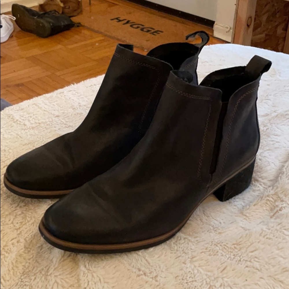 Heeled Leather Booties